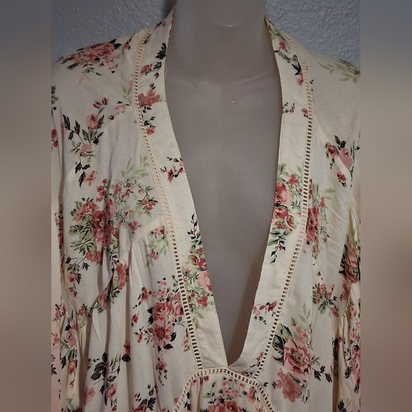 Cream and Pink Ruched Wrap Blouse - Picture 3 of 5